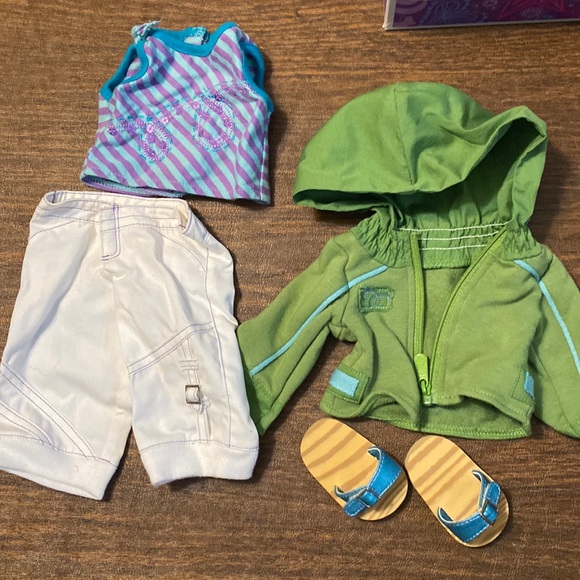 American Girl “Kickin’ Back Outfit”, Discontinued, in Box - Picture 1 of 8